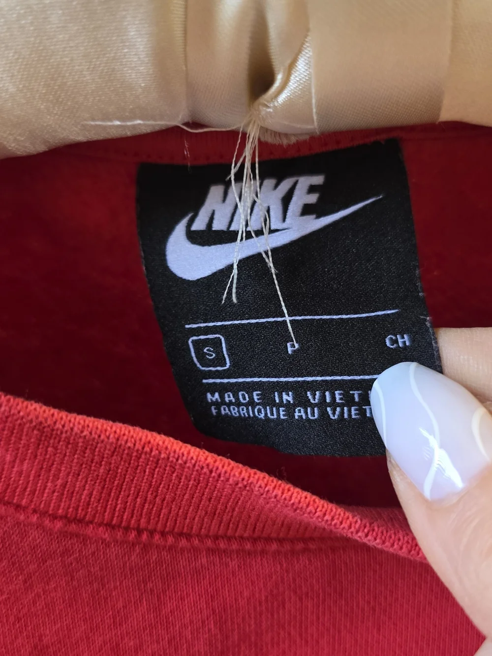 Nike bold red